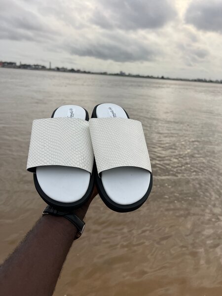Sandales blanches élégantes