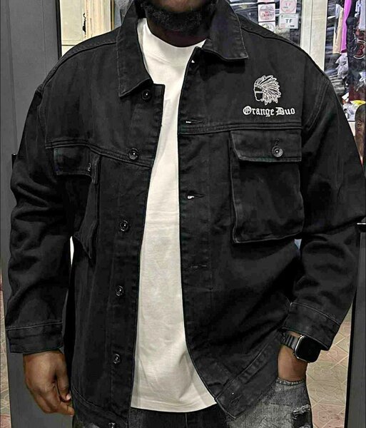 Veste en jean noire stylée