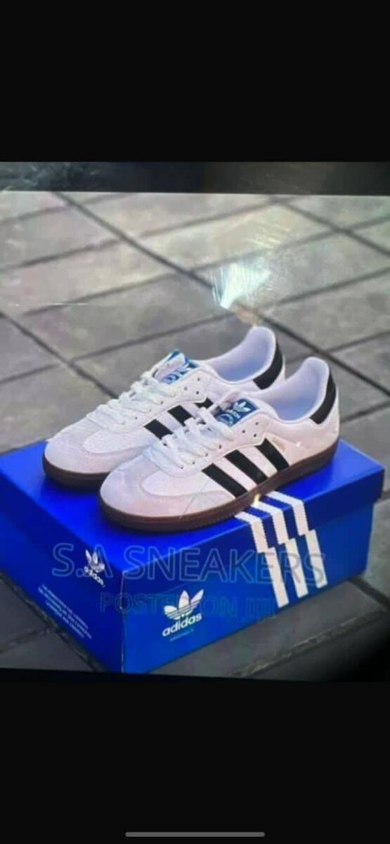 Adidas Samba