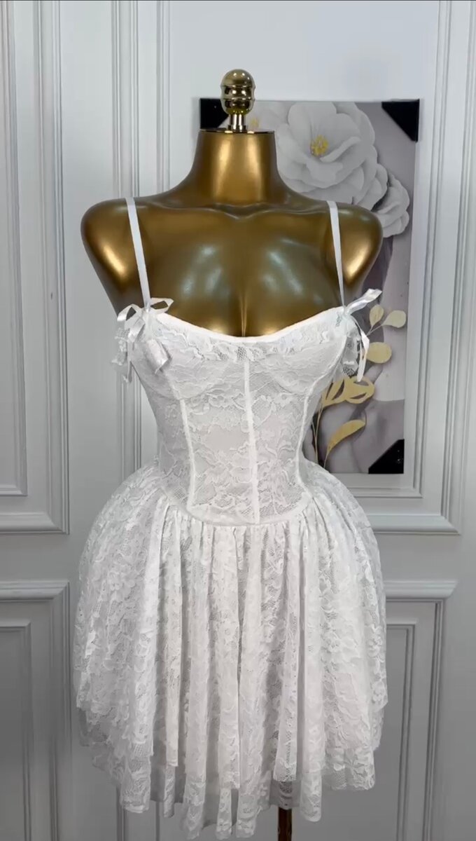 Robe en dentelle élégante