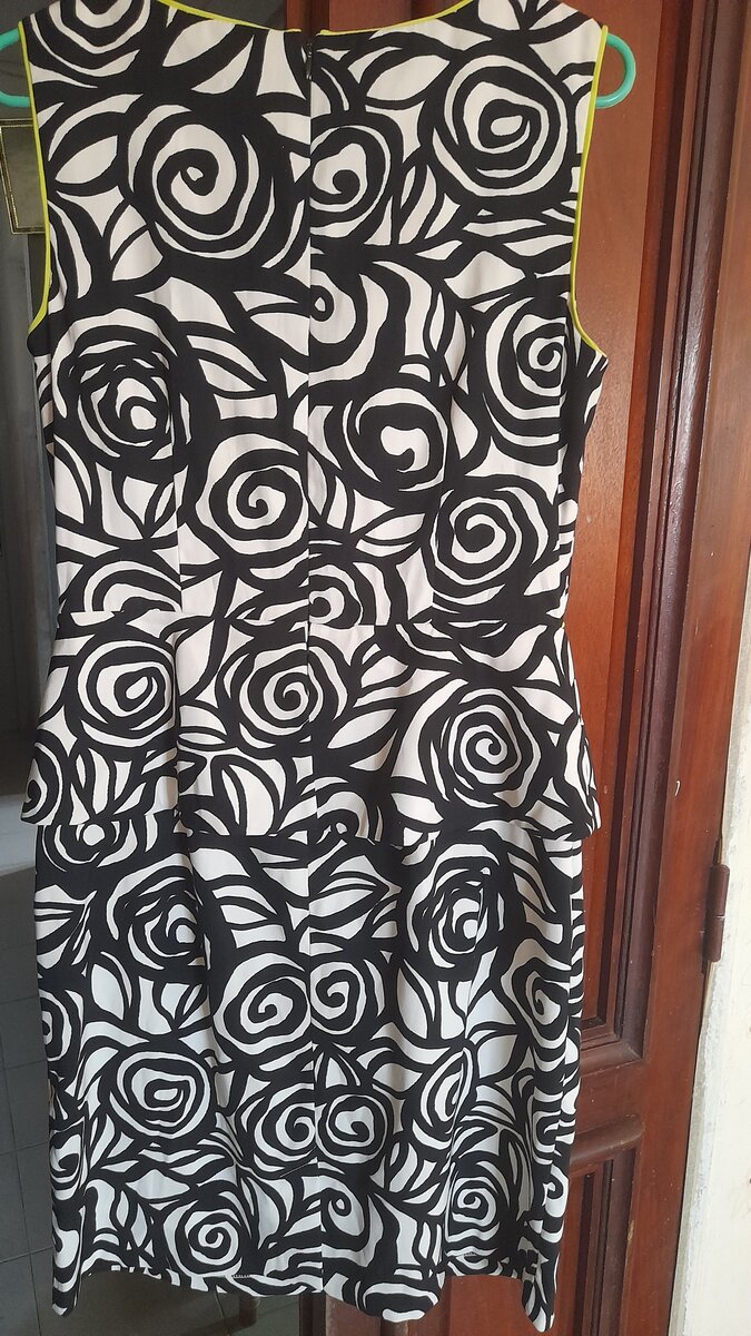 Robe chic à motifs floraux