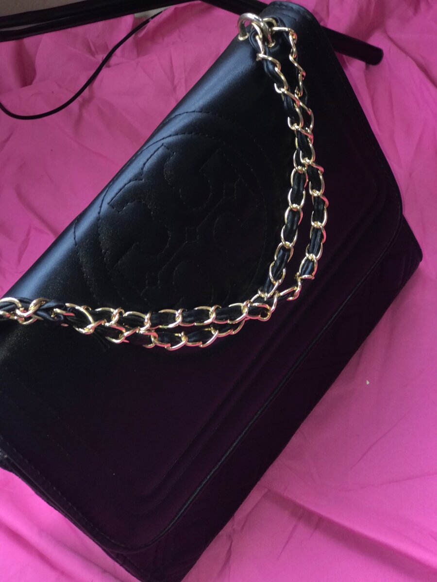 Black ladies bag