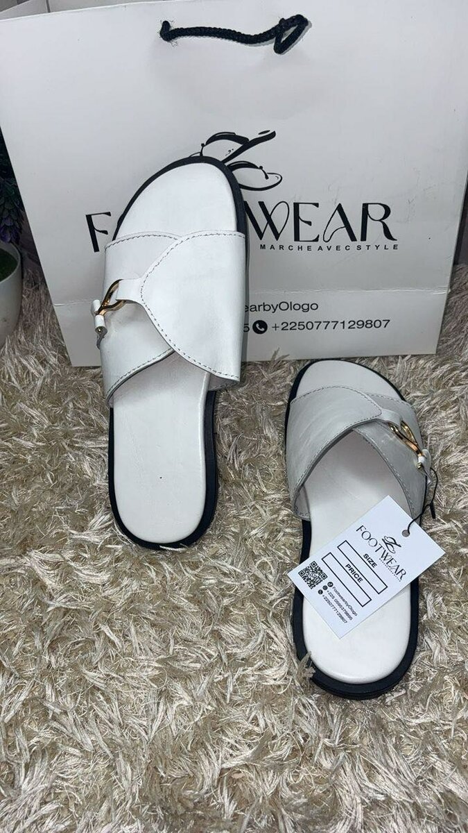 Sandales modernes en cuir