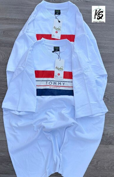 T-shirts graphiques tendance