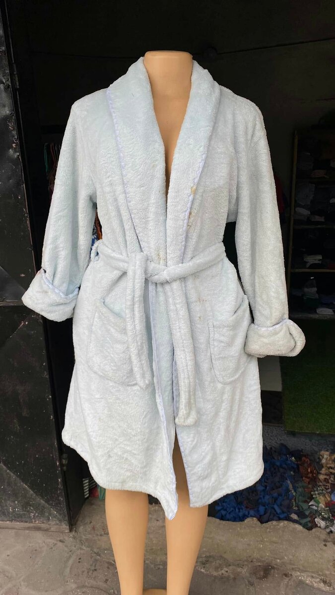 Beautiful and comfortable women's bathrobe