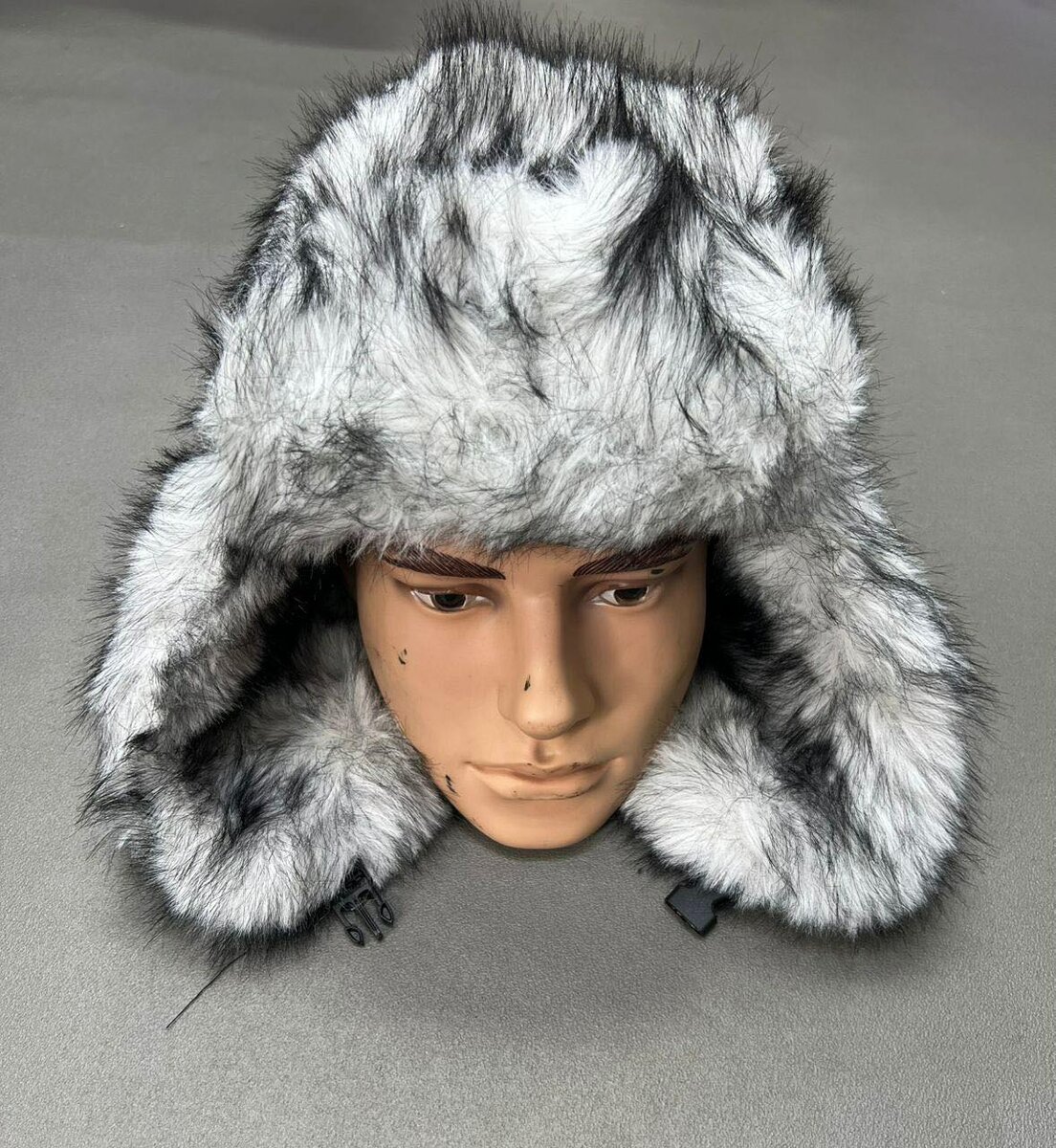 Chapka Russe en Fausse Fourrure