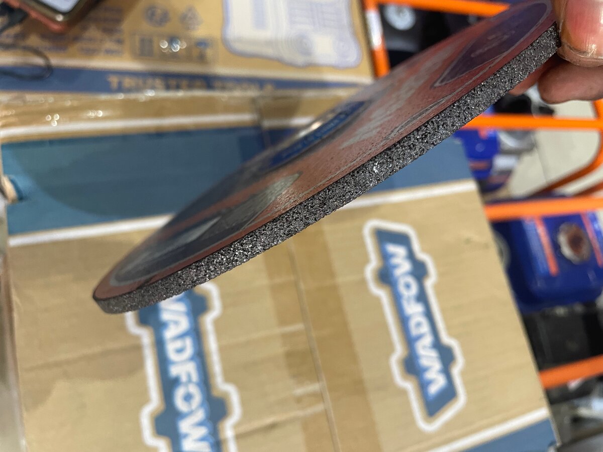 Disque à meuler 230mm