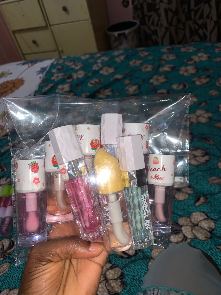 Gloss by zei