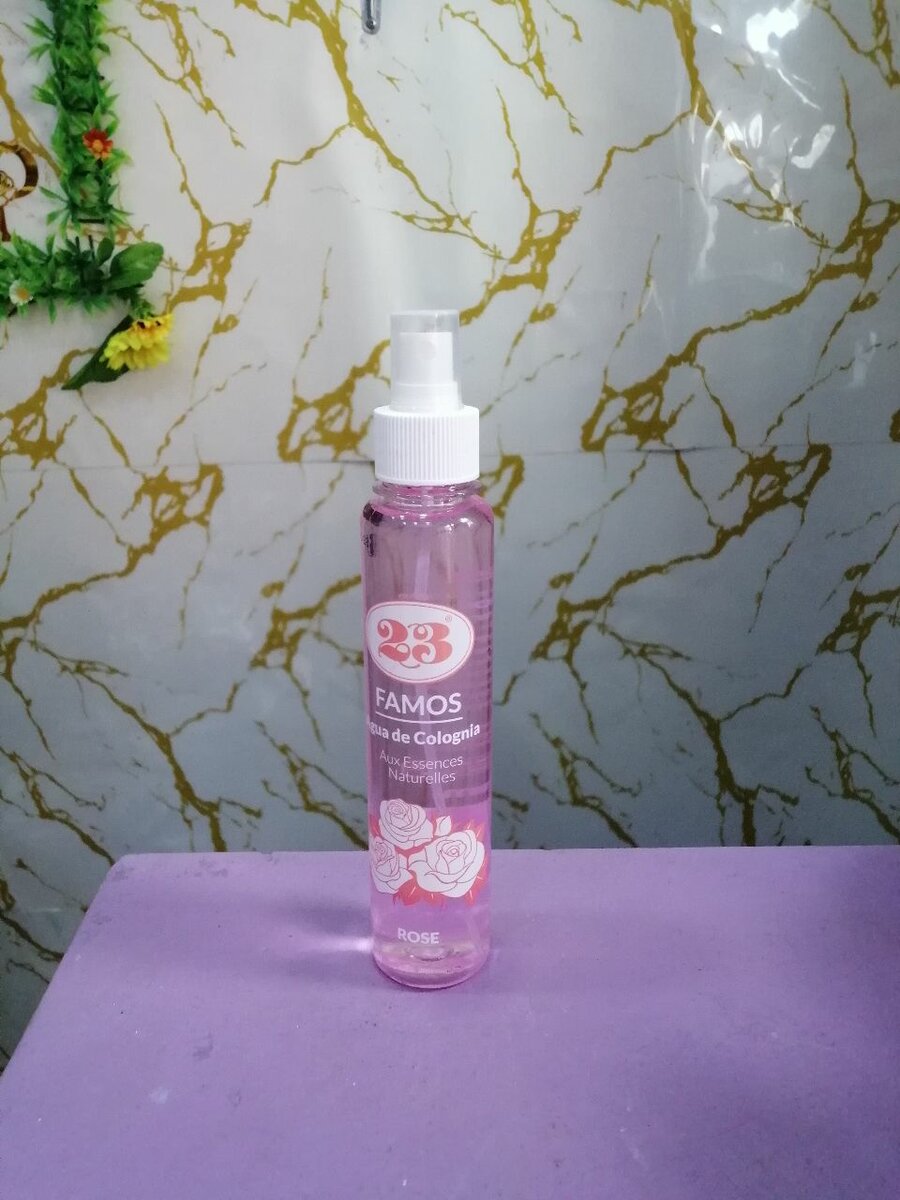 Eau de Cologne Famos