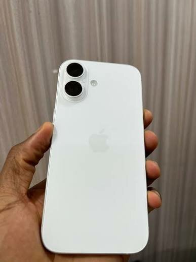 iPhone 16 Blanc casier neuf