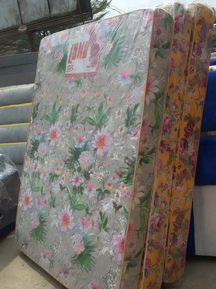 Matelas à Fleurs Confort