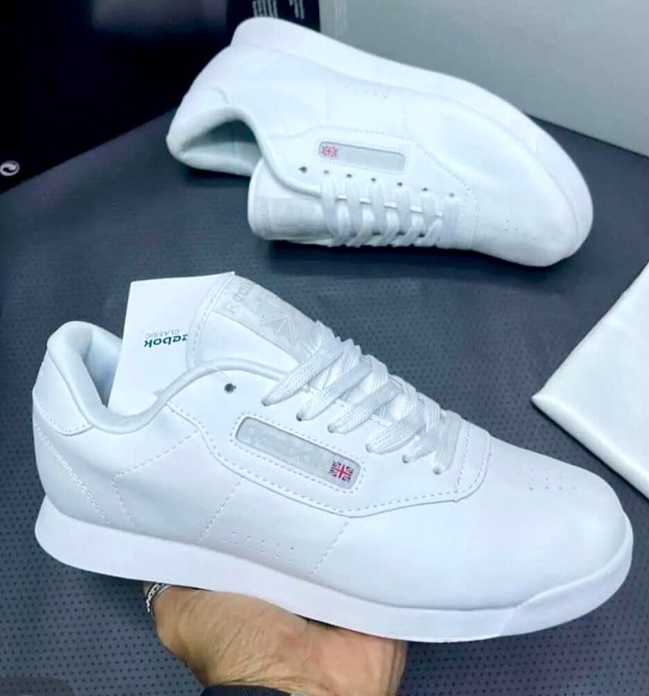 Reebok Classic White & Black