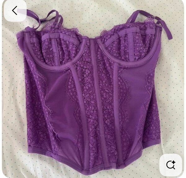 Bustier en dentelle violet
