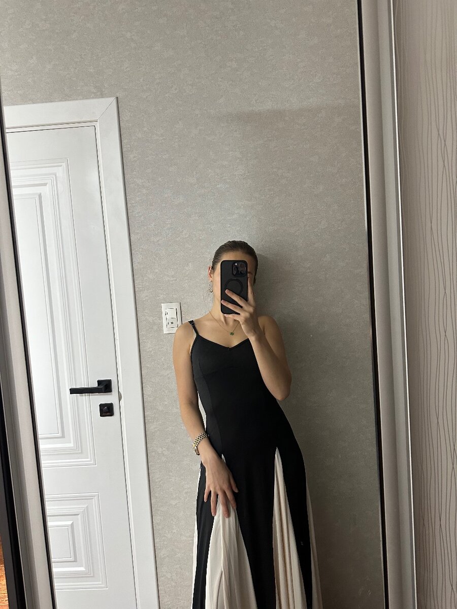 Платья на лямке