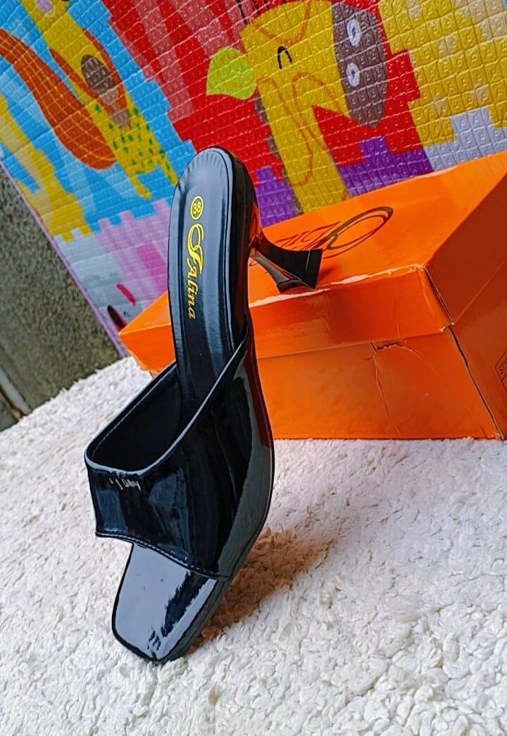 Sandales à talons élégantes