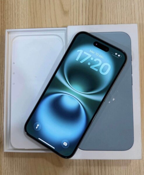 iPhone 16 moderne bleu