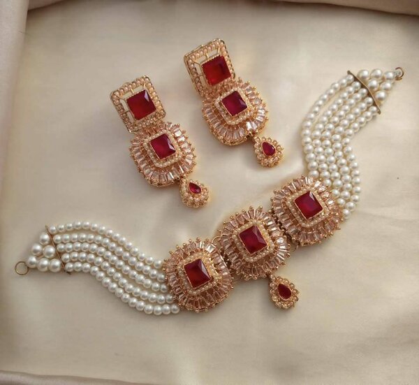 Ladies wedding set Necklace and earrings
