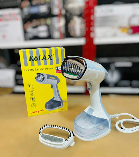 GARMENT STEAMER