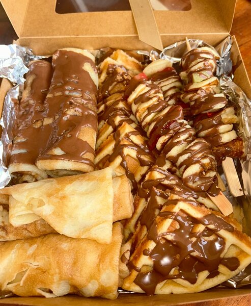 Gaufres ,crêpes ,brochettes