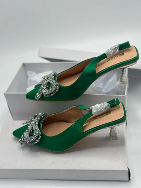 Ladies stock heels