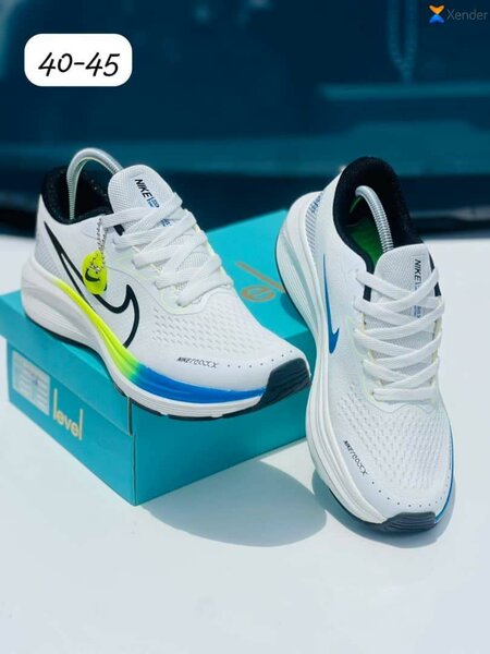 Baskets de NIKE Confortable