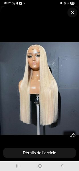 Perruque longue blonde lisse