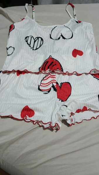 Pyjama léger à motifs cœurs