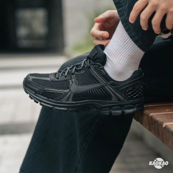 Nike vomero 5 noir