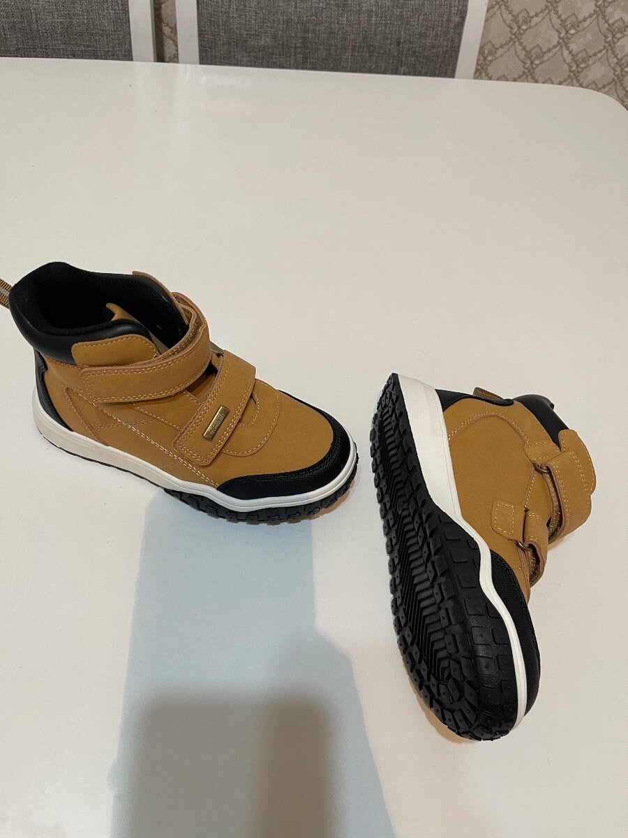 Весеняя обувь . Размеры 27.28.29.30.31