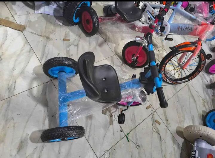 Tricycle enfant robuste