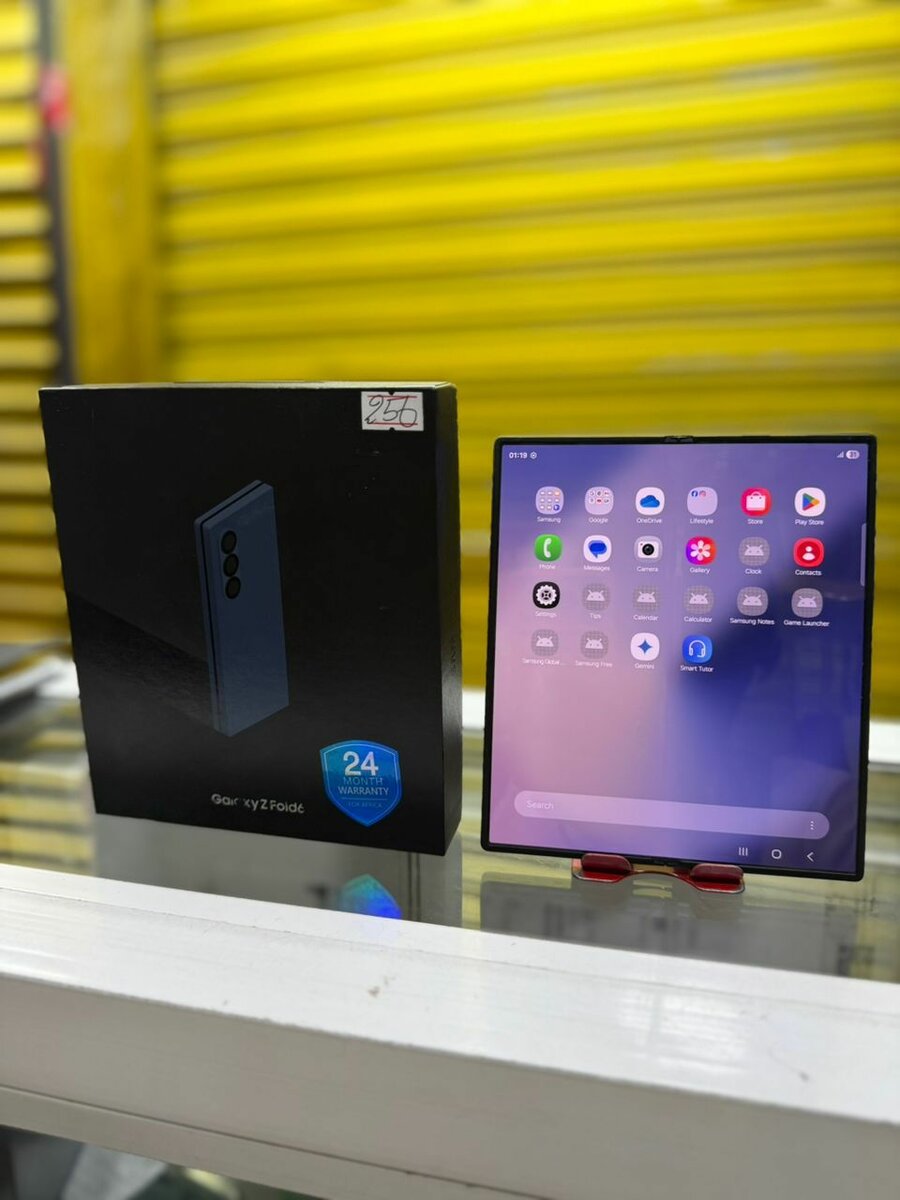 Samsung Z Fold6 256Go 2nd main