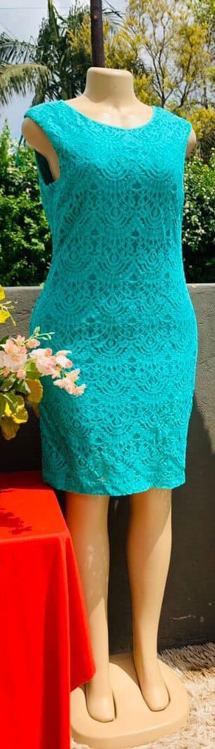 robe sans manches-bleu