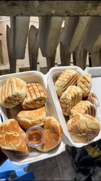 Assortiment de pains farcis