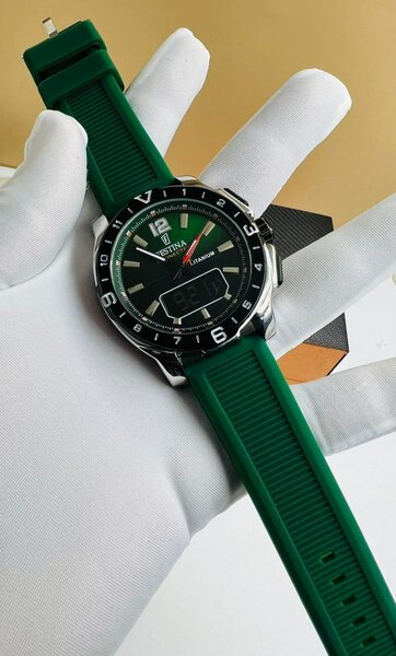 Montre Festina sportive homme