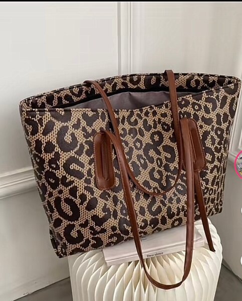 Leopard Print Tote Bag