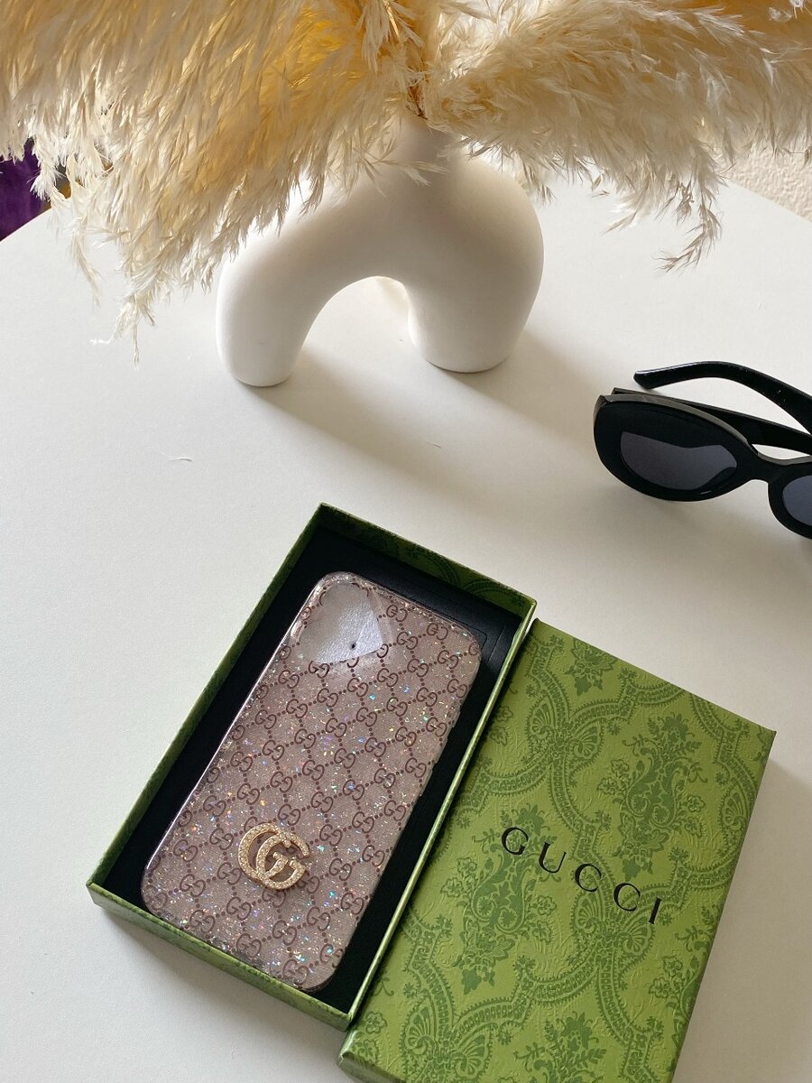 Housse Gucci élégante pour iPhone