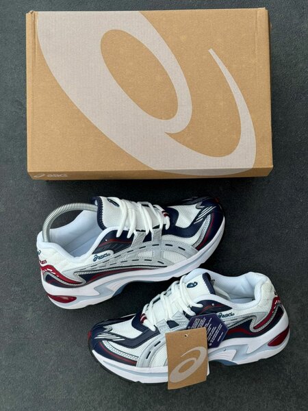 Asics Sport Sneakers