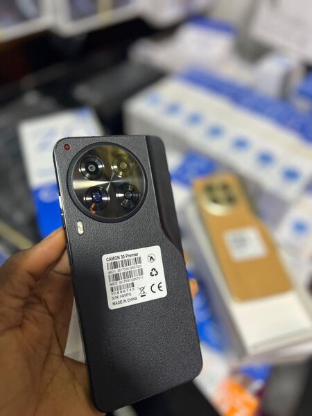 Camon 30 pro (512Go)