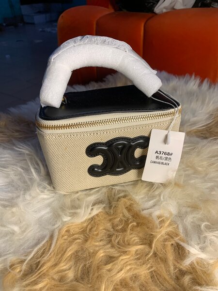 Sac à main chic en toile