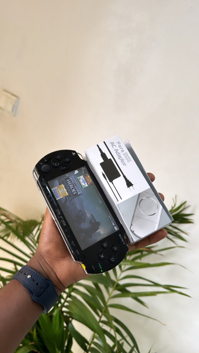 PSP propre avec +20jeux