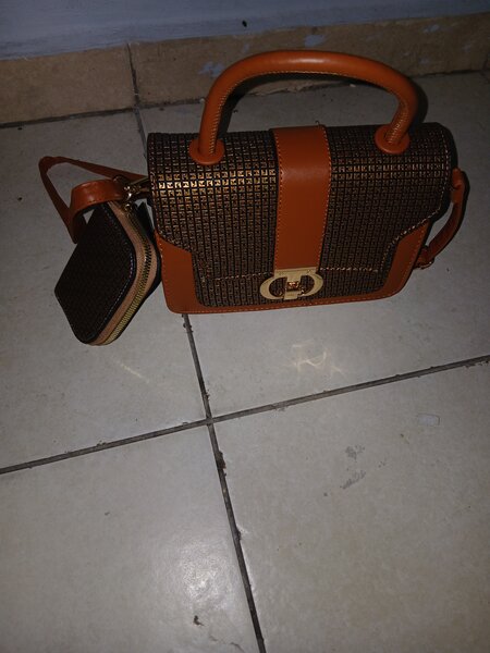 Sac à main en cuir élégant