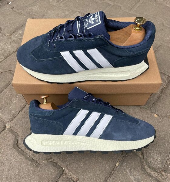 Chaussures sport Adidas bleues