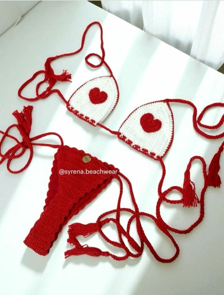 Bikini crochet en couleurs vives