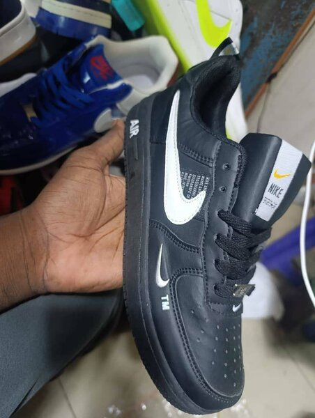 Chaussures de sport Nike noires