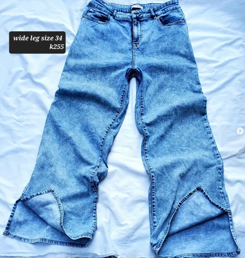 Stylish women's jeans blue