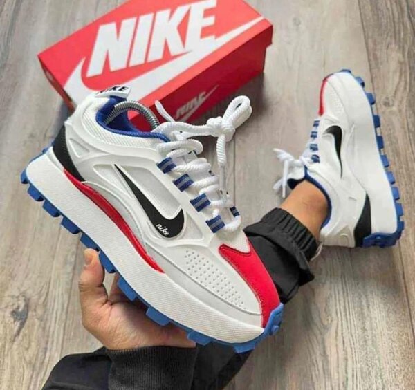 Baskets Nike design élégant