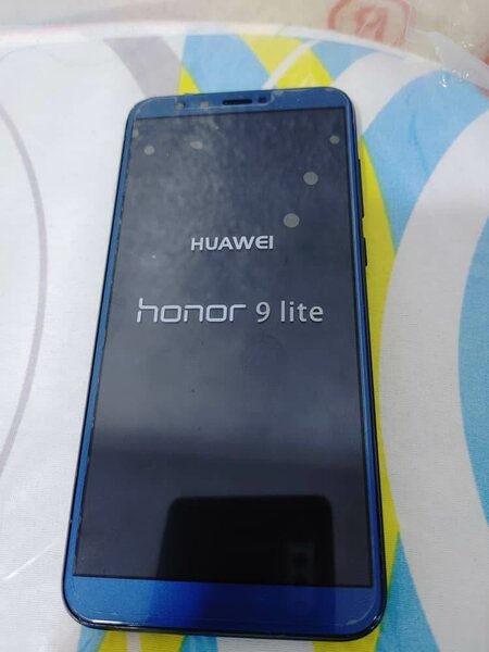 Huawei honor 9 lite