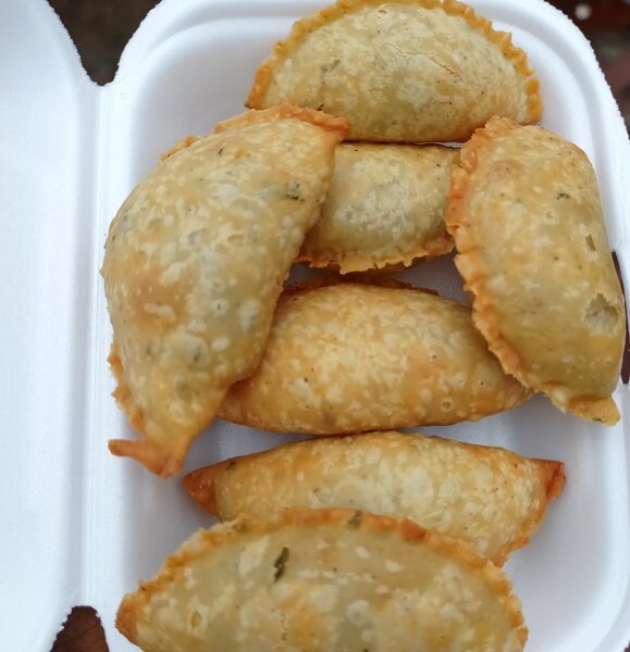 Pastel poulet ou viande hachée