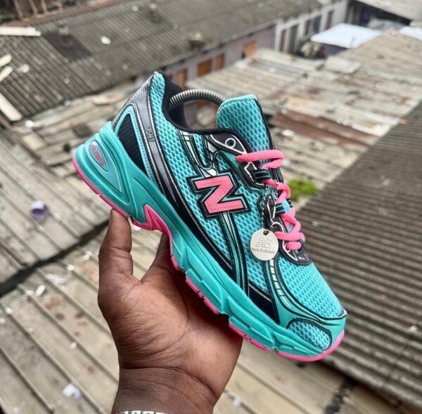 New balance 740