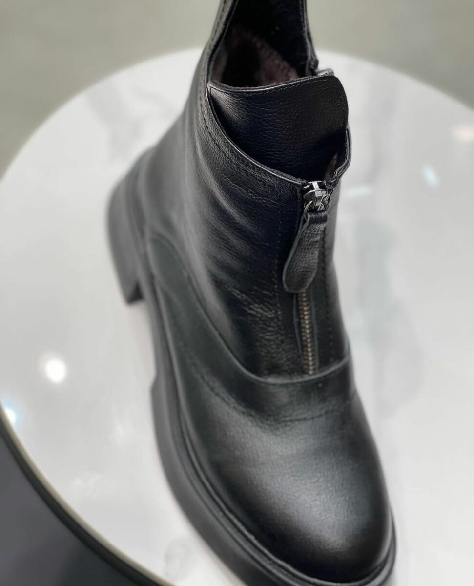 Женские сапоги